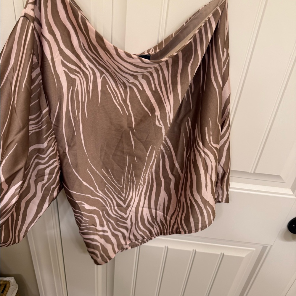 Vici one shoulder top